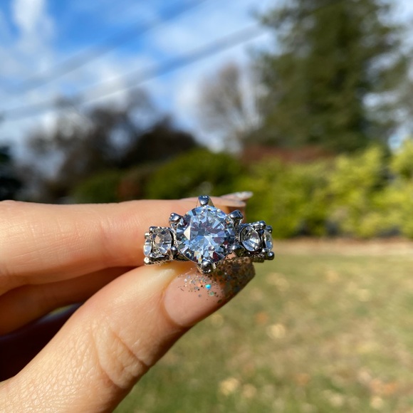 New⚡️Sparkle Luxurious Sterling Silver Ring - Picture 10 of 11